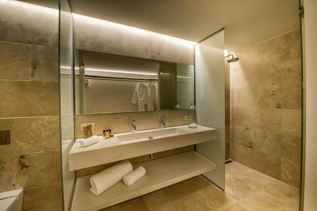 Es Lligats Agroturismo - Adults Only Сант-Льоренс-дес-Кардассар Экстерьер фото